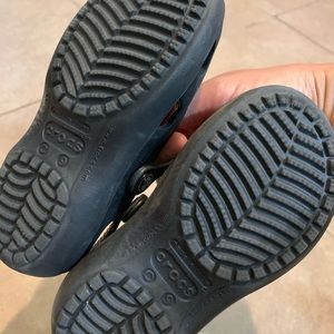 CROCS Shoes - Black little girls CROCS sandals size 9 like new CROCS Shoes - Black little girls CROCS sandals size 9 like new